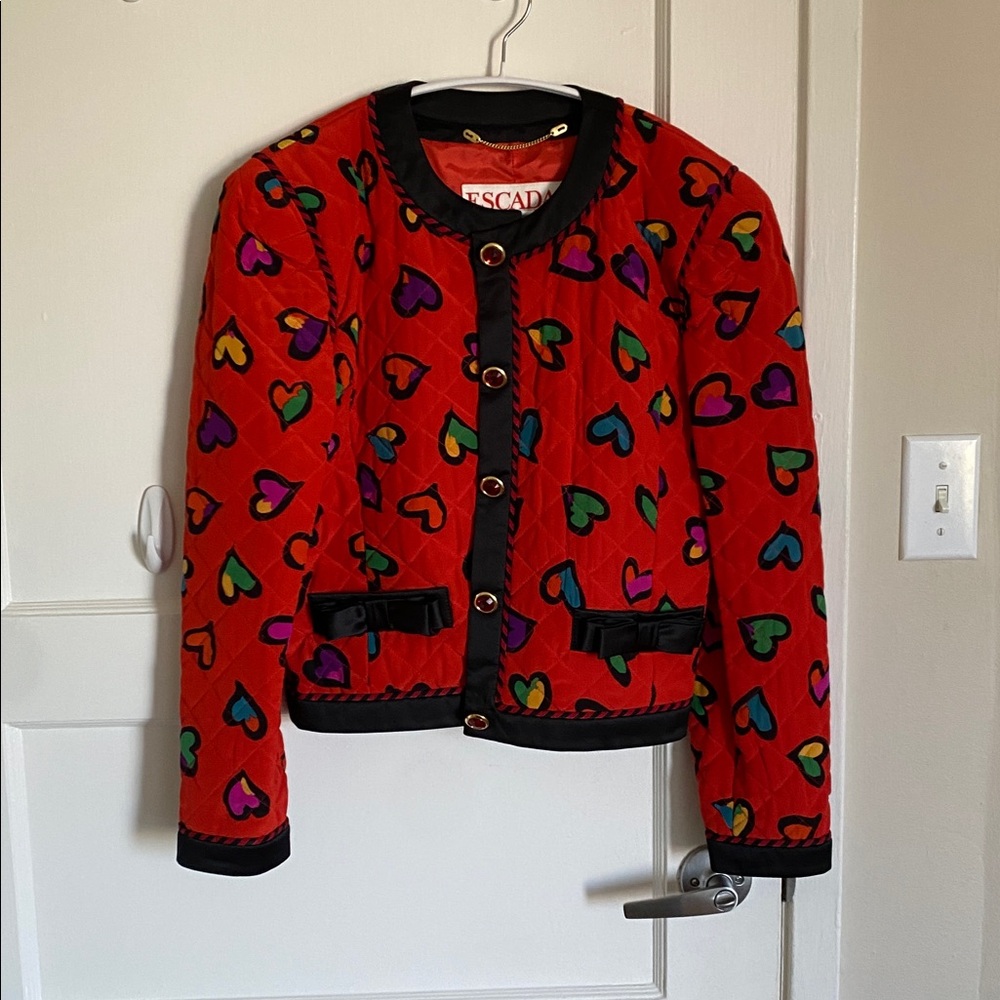 Escada Margaretha Ley Crop Jacket Red Silk Heart Print Quilted Vintage